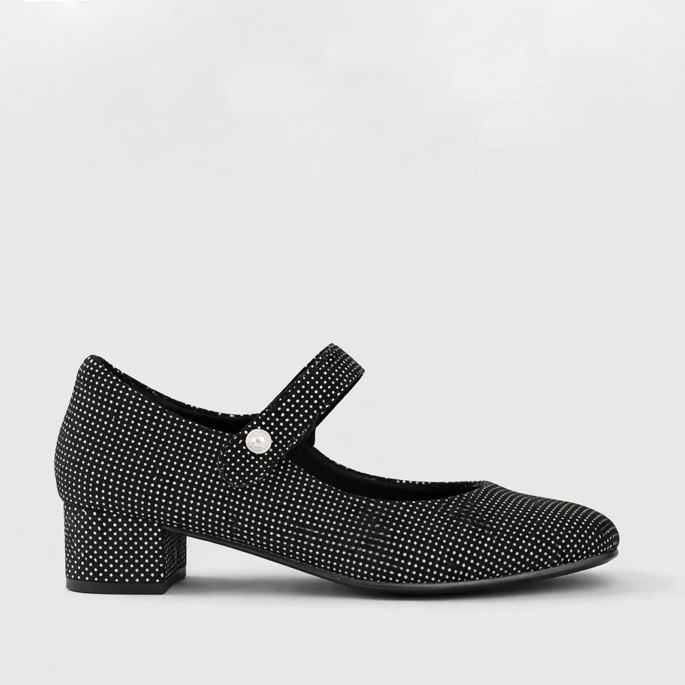 Orthotic Friendly Shoes